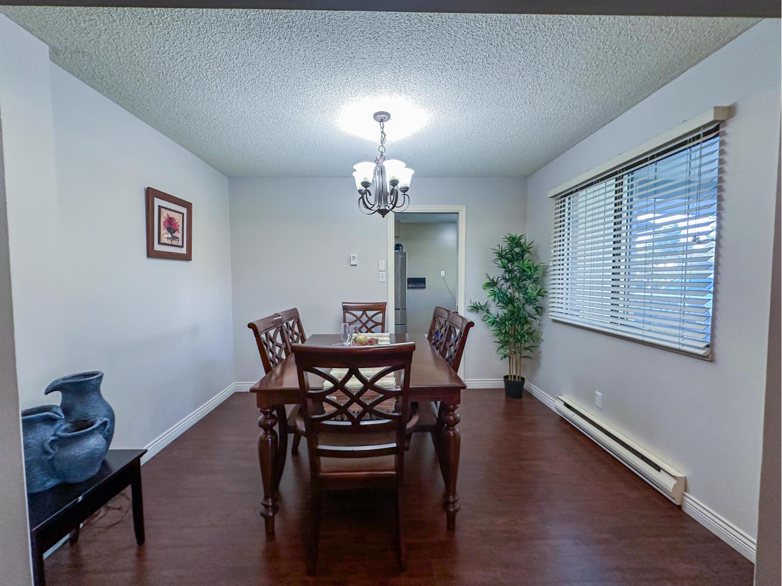 Photo 8 of 15324 22 Avenue, Surrey BC