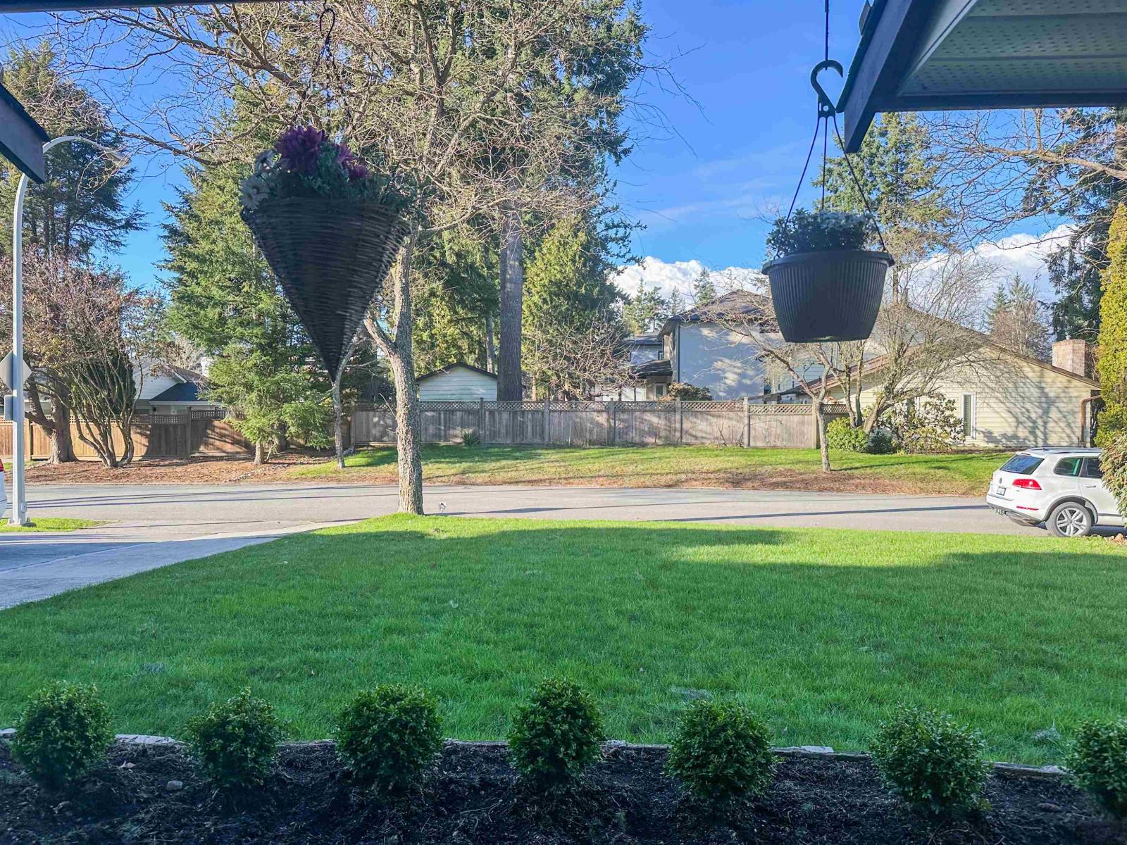 Photo 6 of 15324 22 Avenue, Surrey BC