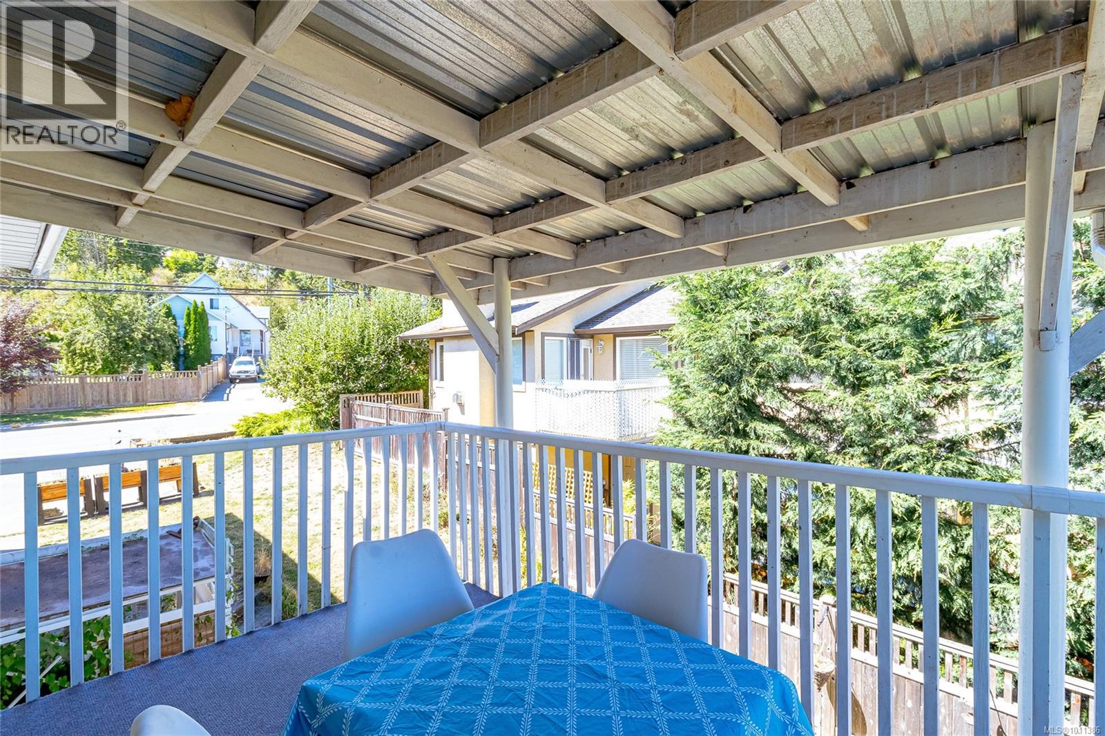 Photo 26 of 9975 Victoria Rd, Chemainus BC