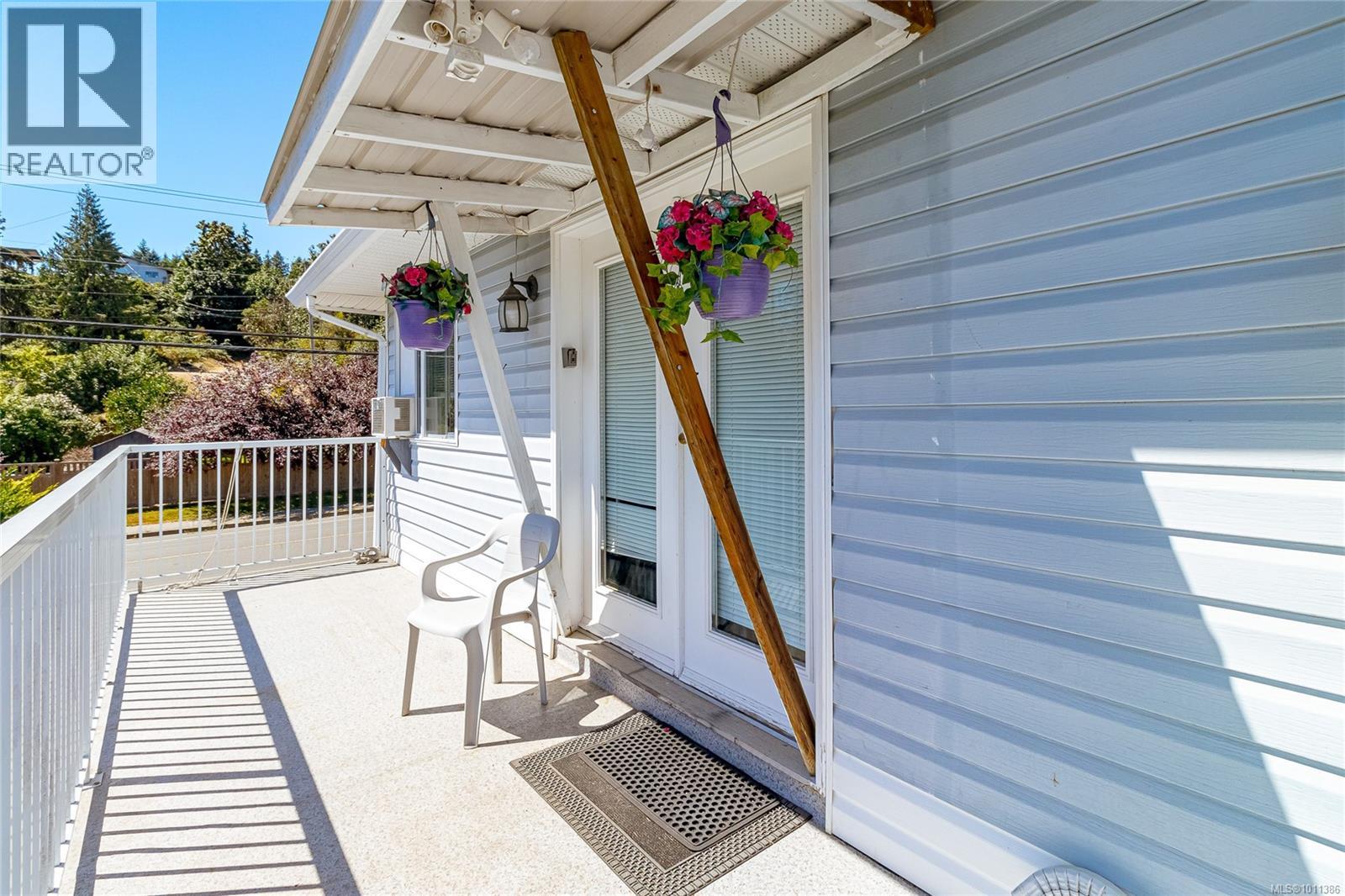 Photo 27 of 9975 Victoria Rd, Chemainus BC