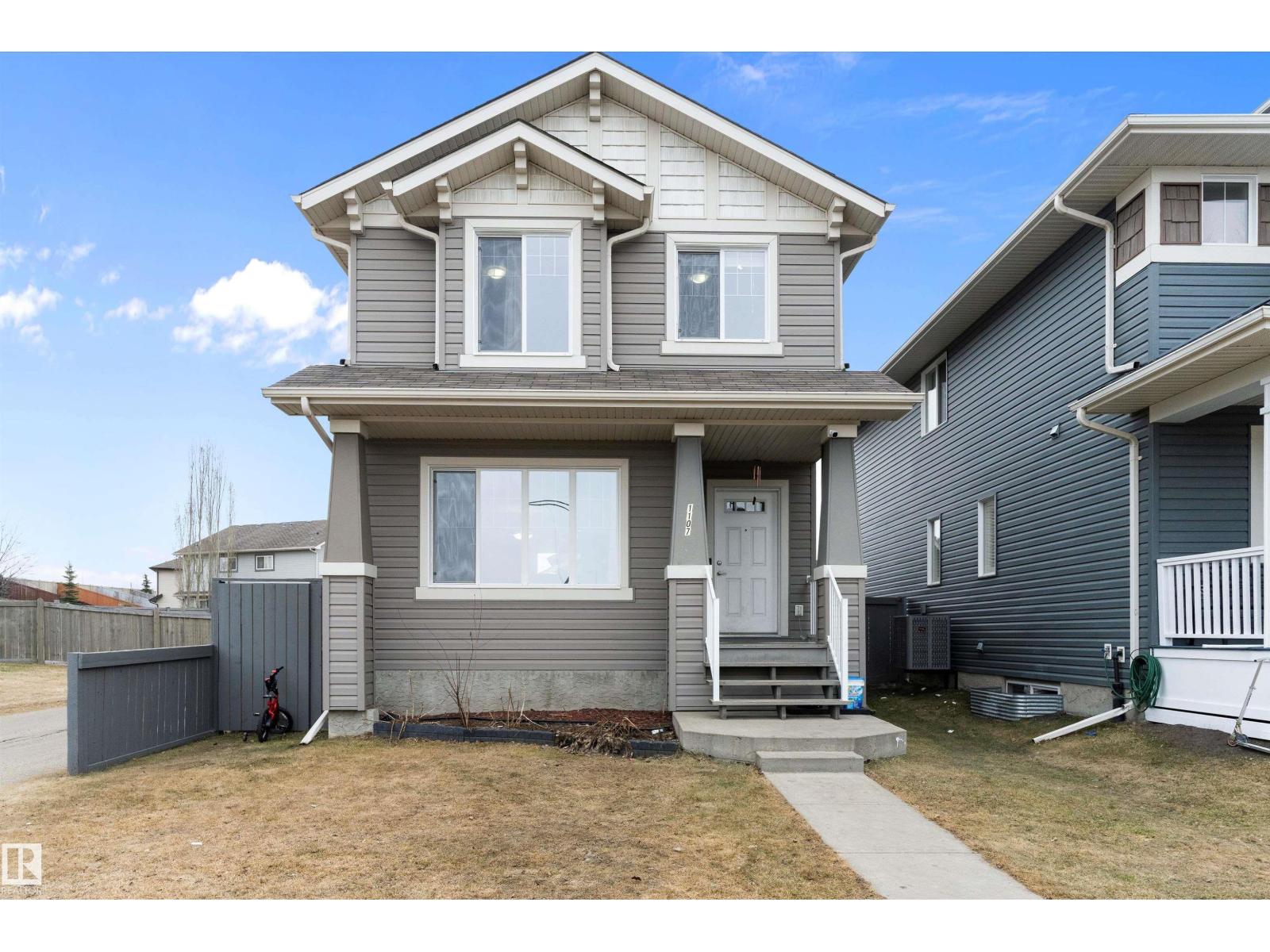 Photo 1 of 1107 36 Av Nw, Edmonton AB