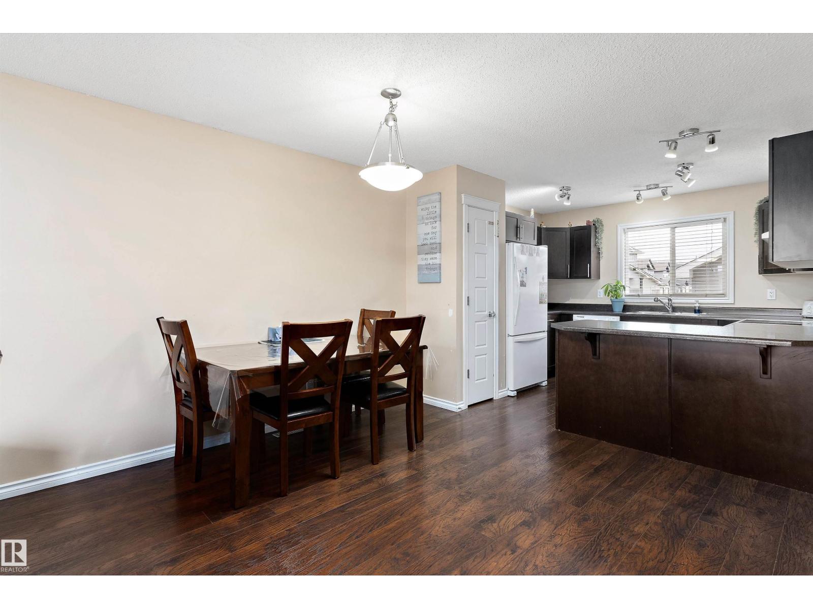 Photo 15 of 1107 36 Av Nw, Edmonton AB
