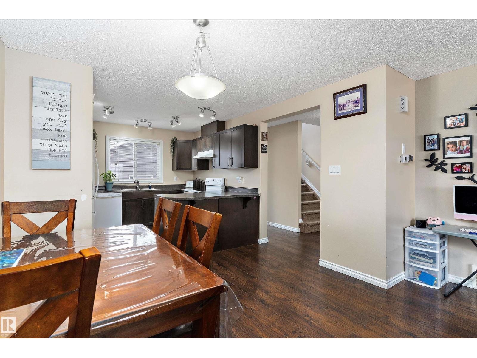 Photo 16 of 1107 36 Av Nw, Edmonton AB