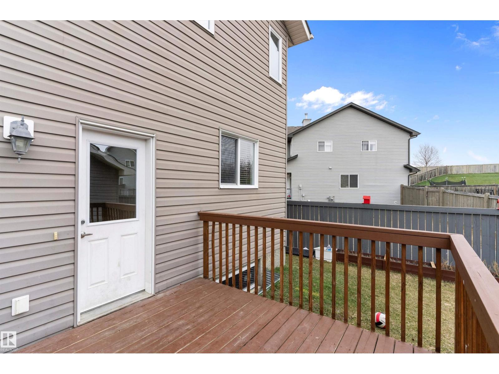 Photo 36 of 1107 36 Av Nw, Edmonton AB