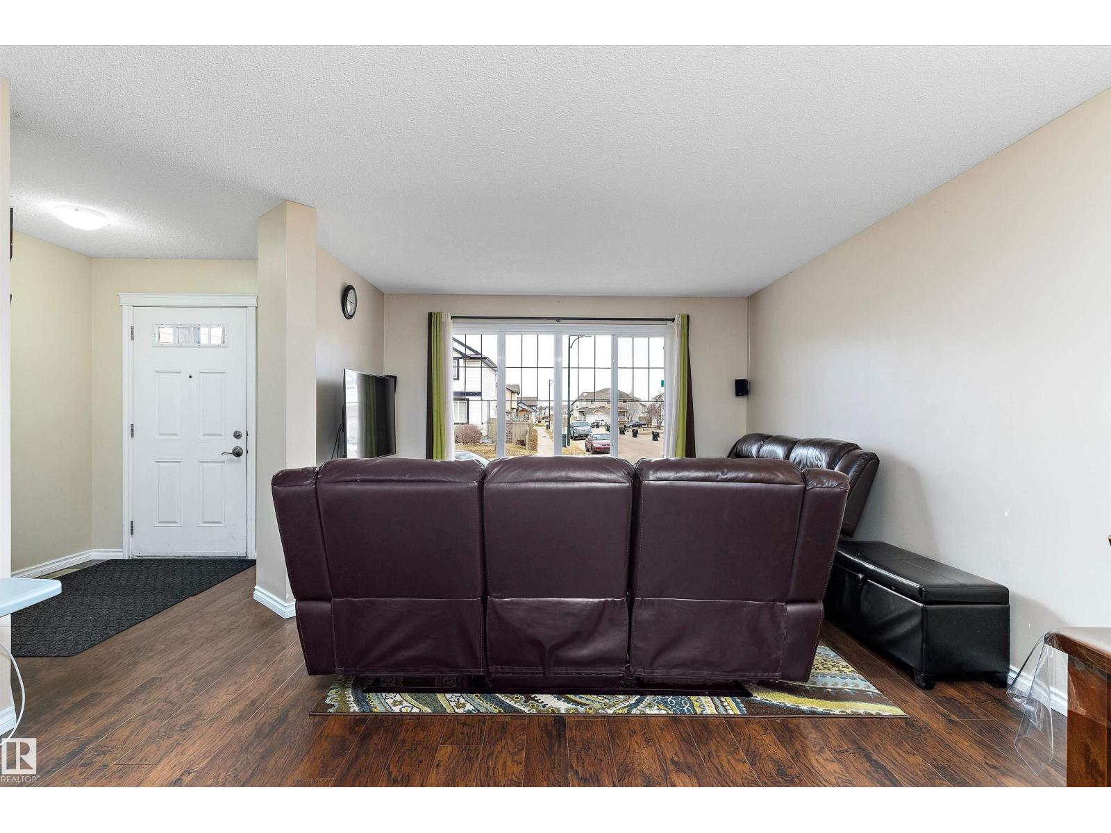 Photo 6 of 1107 36 Av Nw, Edmonton AB