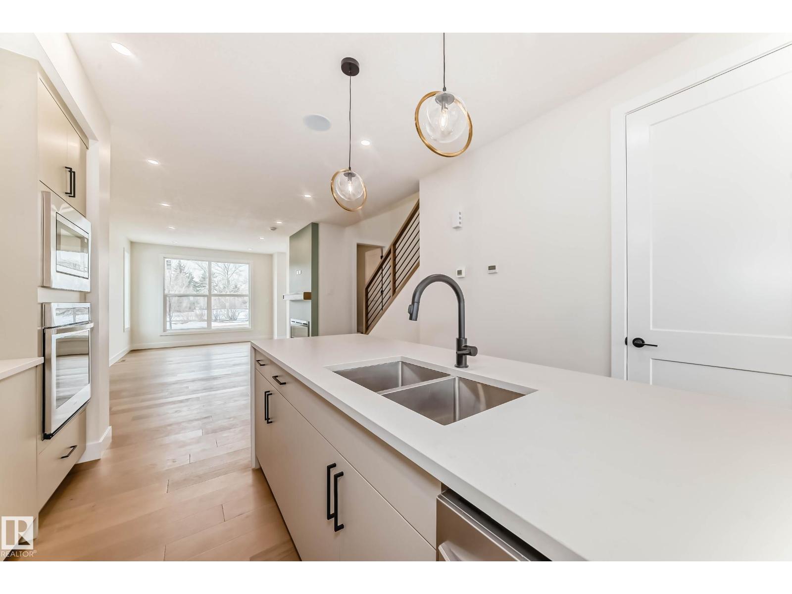 Photo 18 of 9633 85 St Nw, Edmonton AB