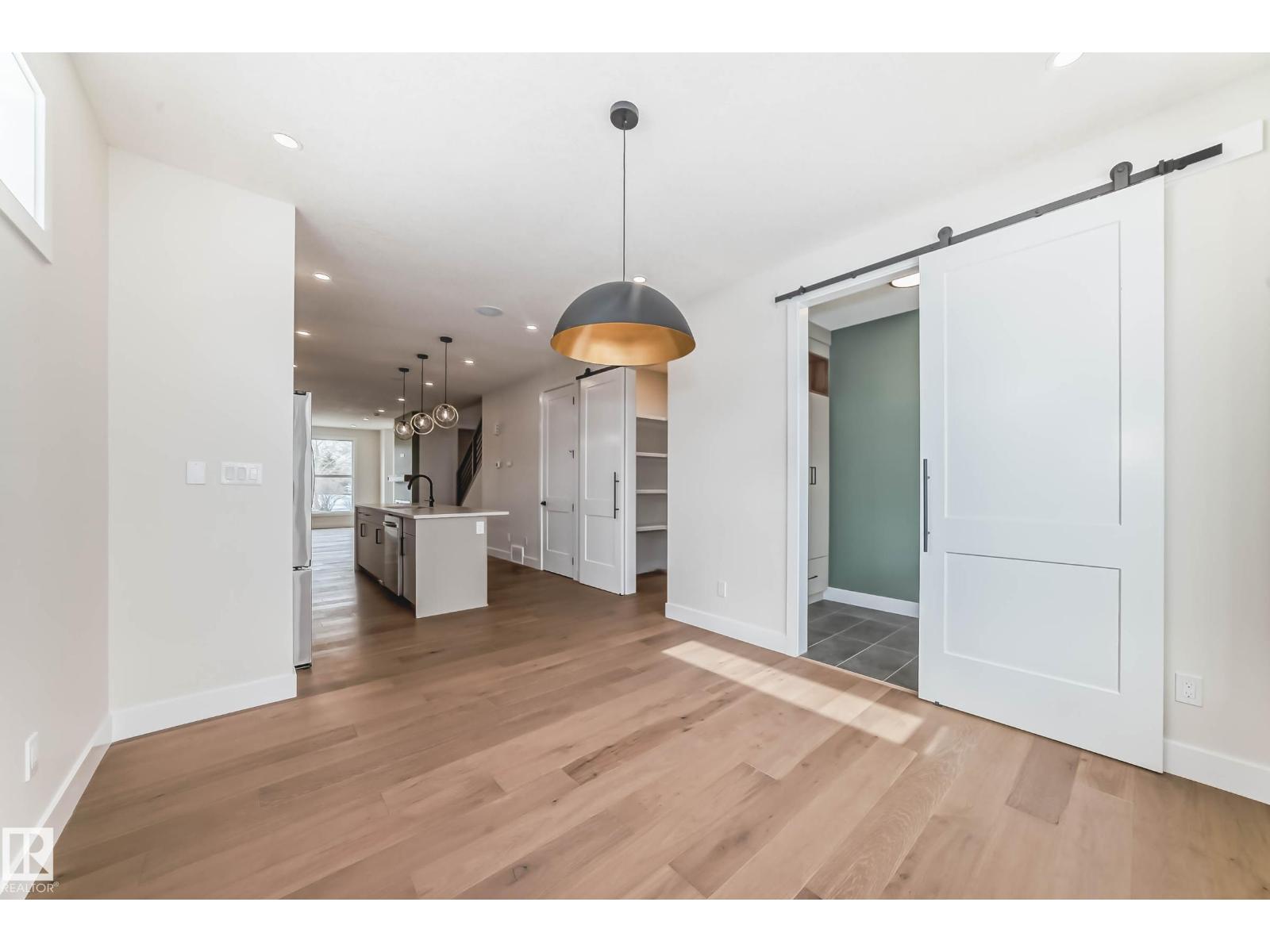 Photo 31 of 9633 85 St Nw, Edmonton AB