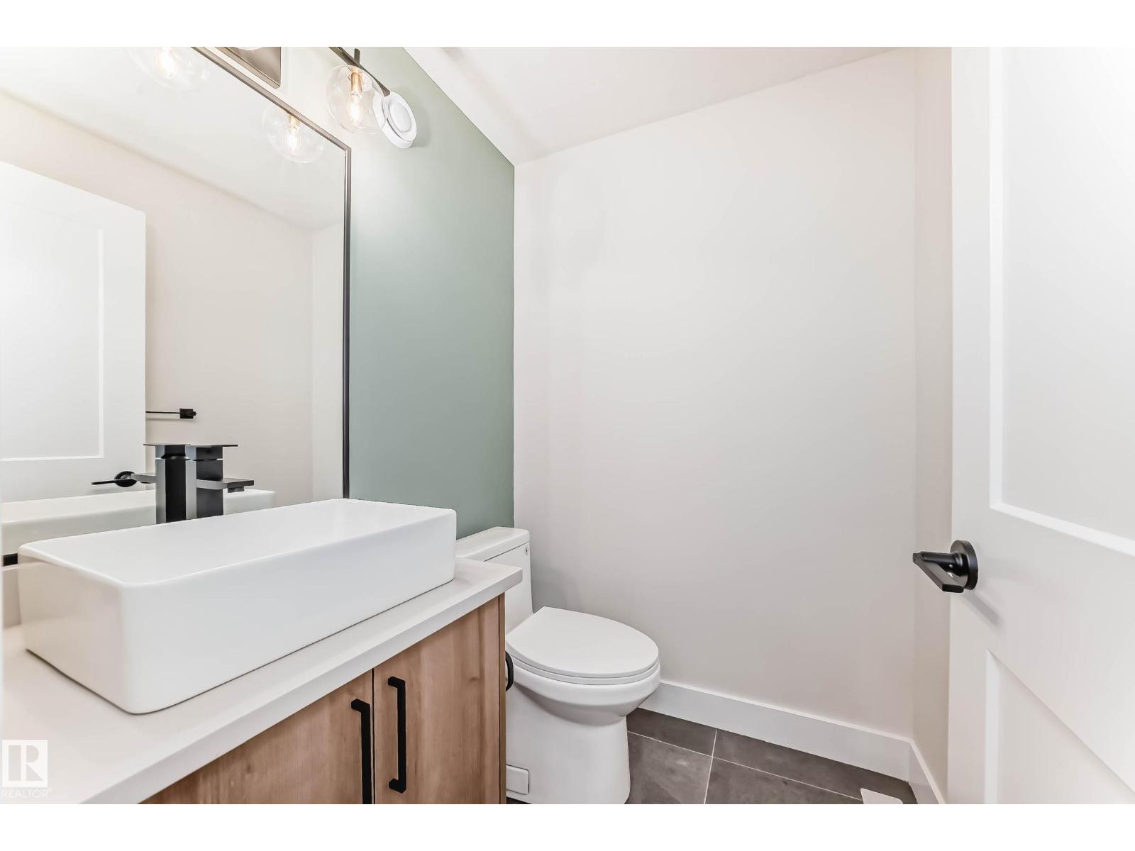 Photo 33 of 9633 85 St Nw, Edmonton AB