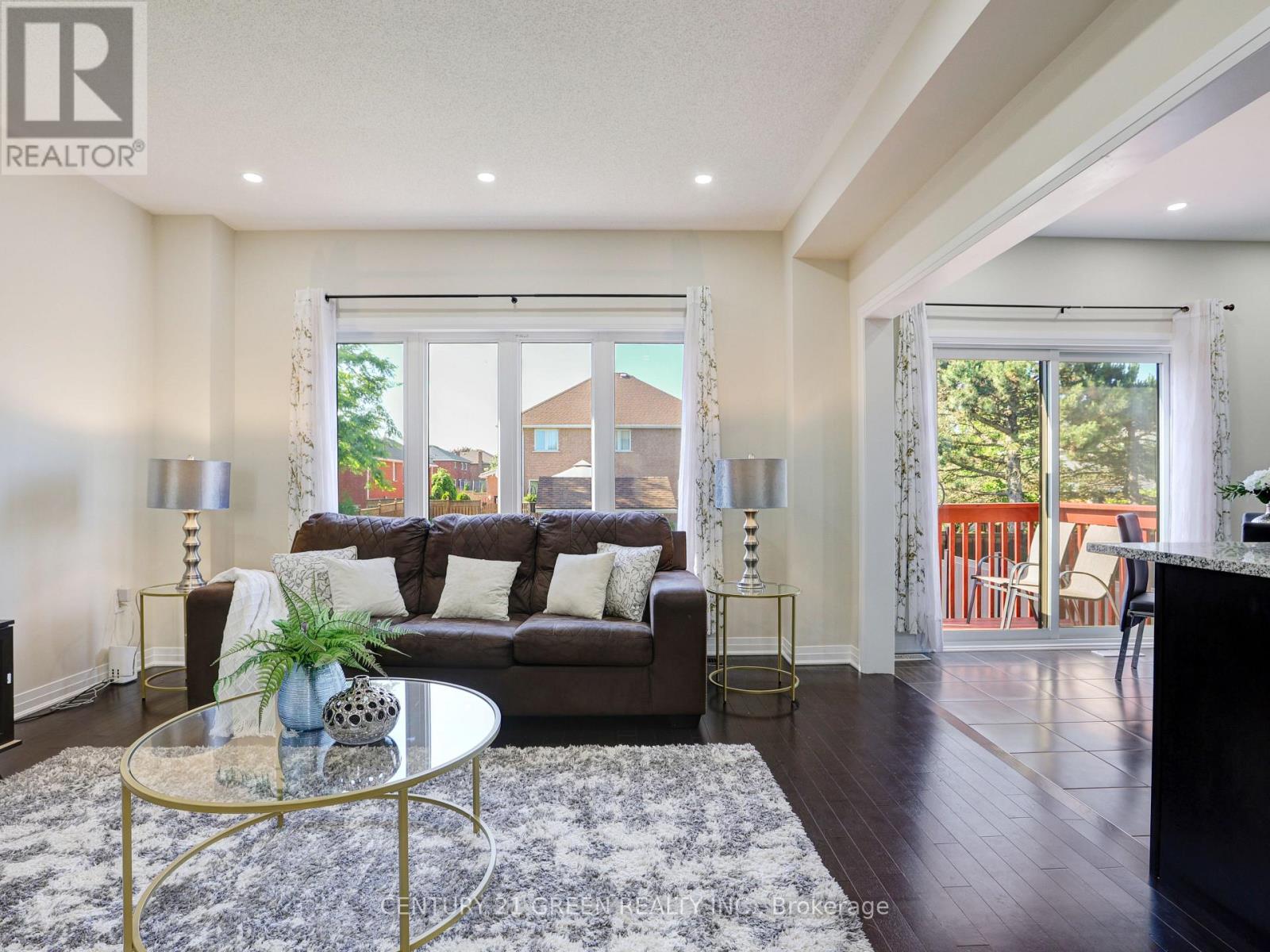 Photo 13 of 4 Slater Street, Cambridge ON