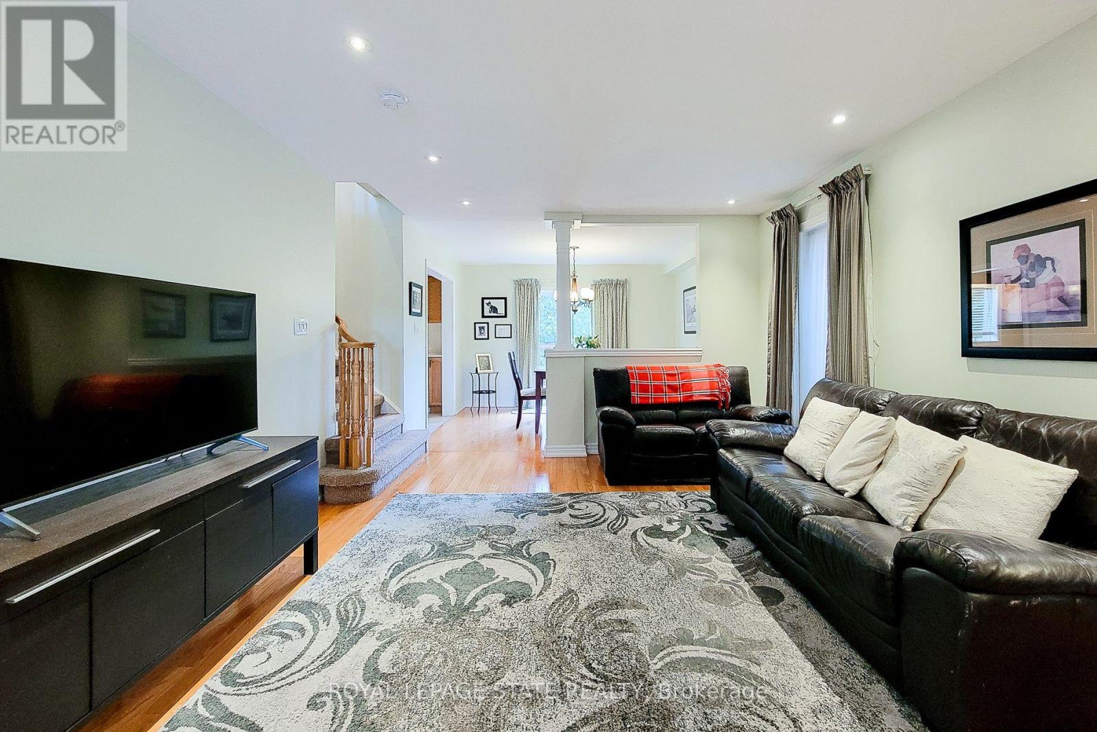 Photo 9 of 9 78 Peachwood Crescent, Hamilton ON
