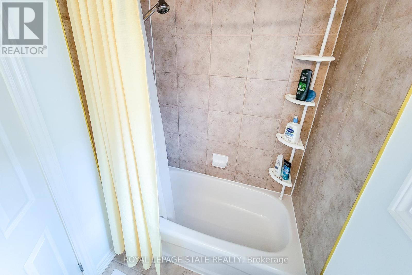 Photo 42 of 9 78 Peachwood Crescent, Hamilton ON