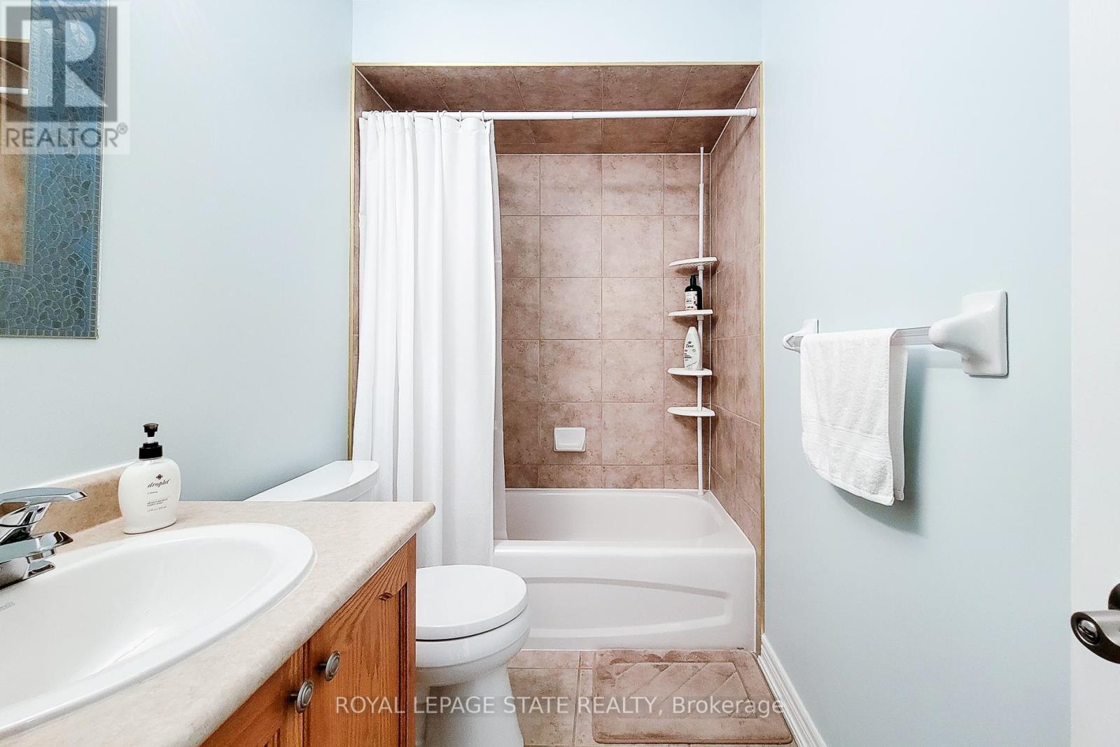 Photo 25 of 9 78 Peachwood Crescent, Hamilton ON