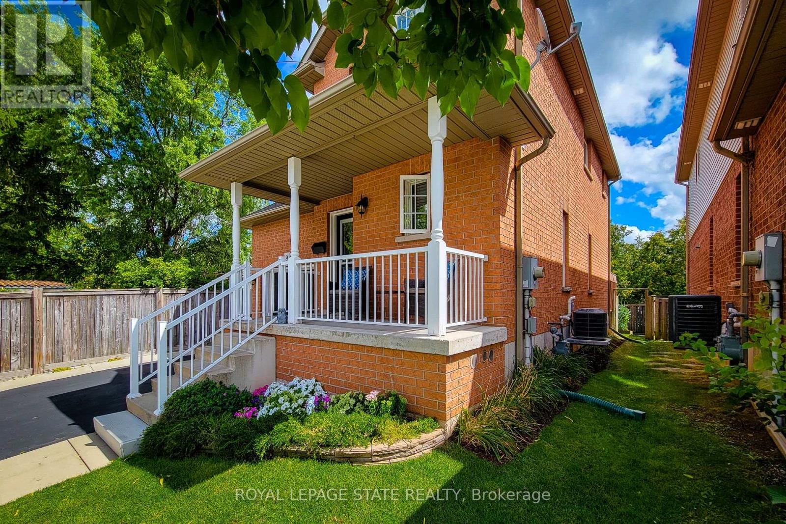 Photo 20 of 9 78 Peachwood Crescent, Hamilton ON