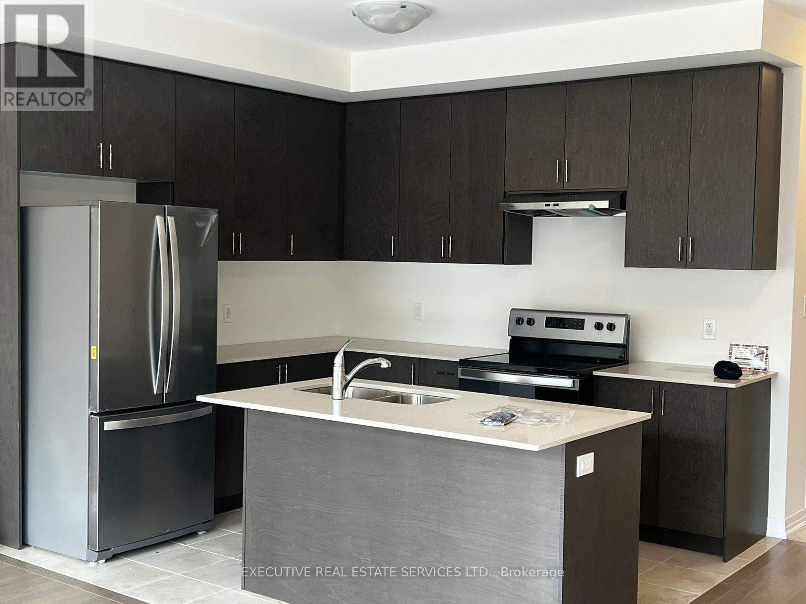 Photo 25 of 16 15 Blacklock Street, Cambridge ON
