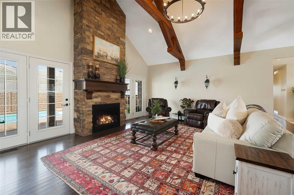 Photo 19 of 1027 Mersea Road 2, Leamington ON