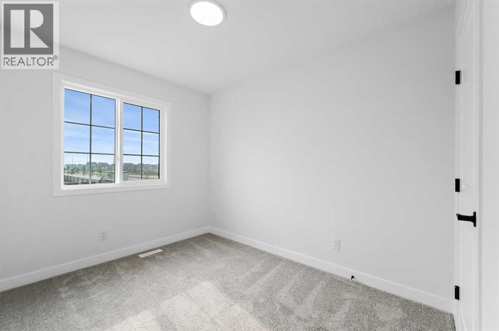 Photo 2 of 14520 24 Street Nw, Calgary AB