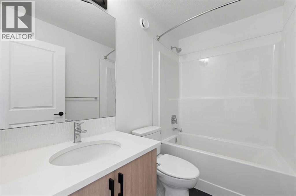 Photo 7 of 14520 24 Street Nw, Calgary AB