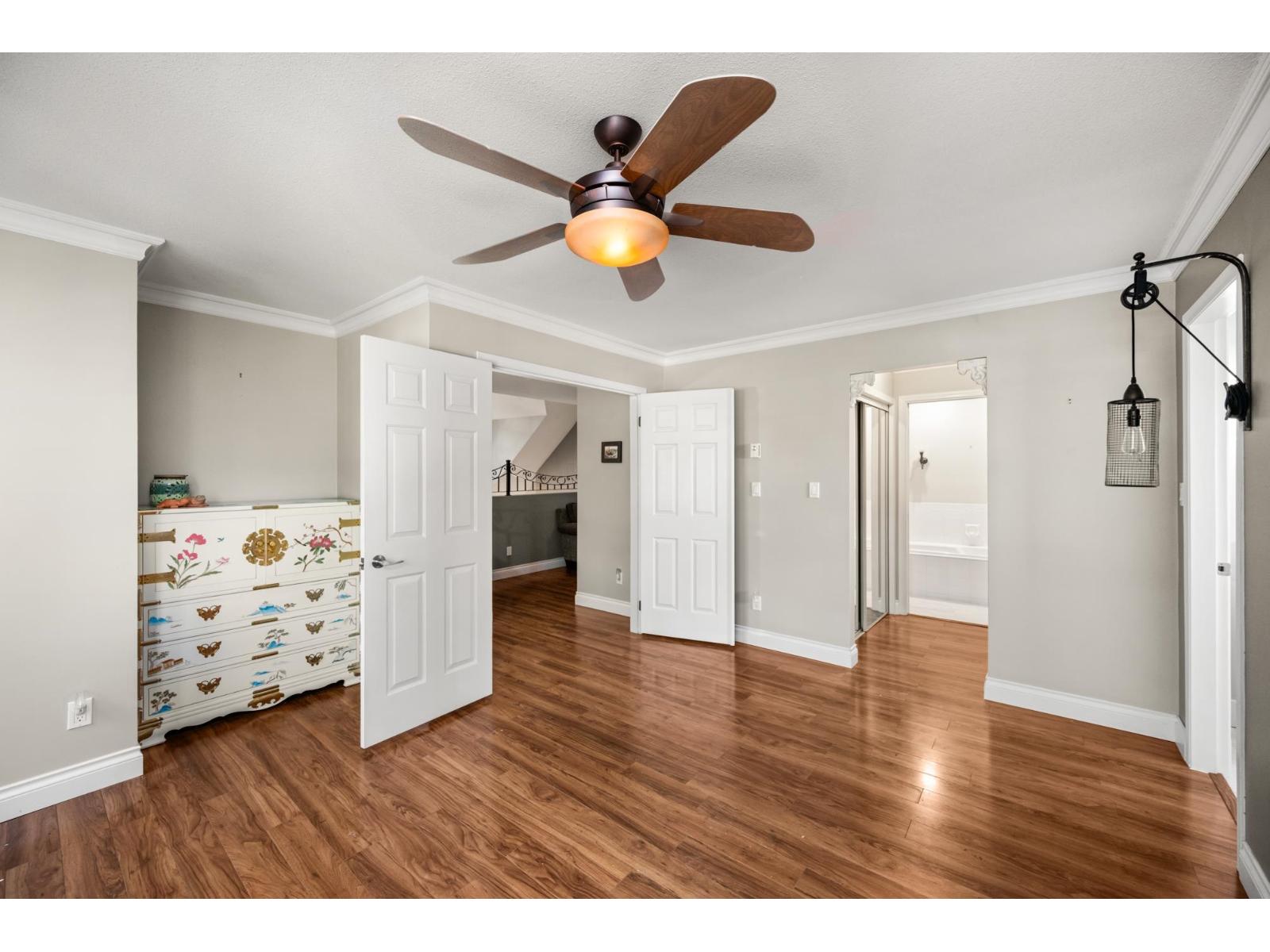 Photo 19 of 23 4847 219 Street, Langley BC