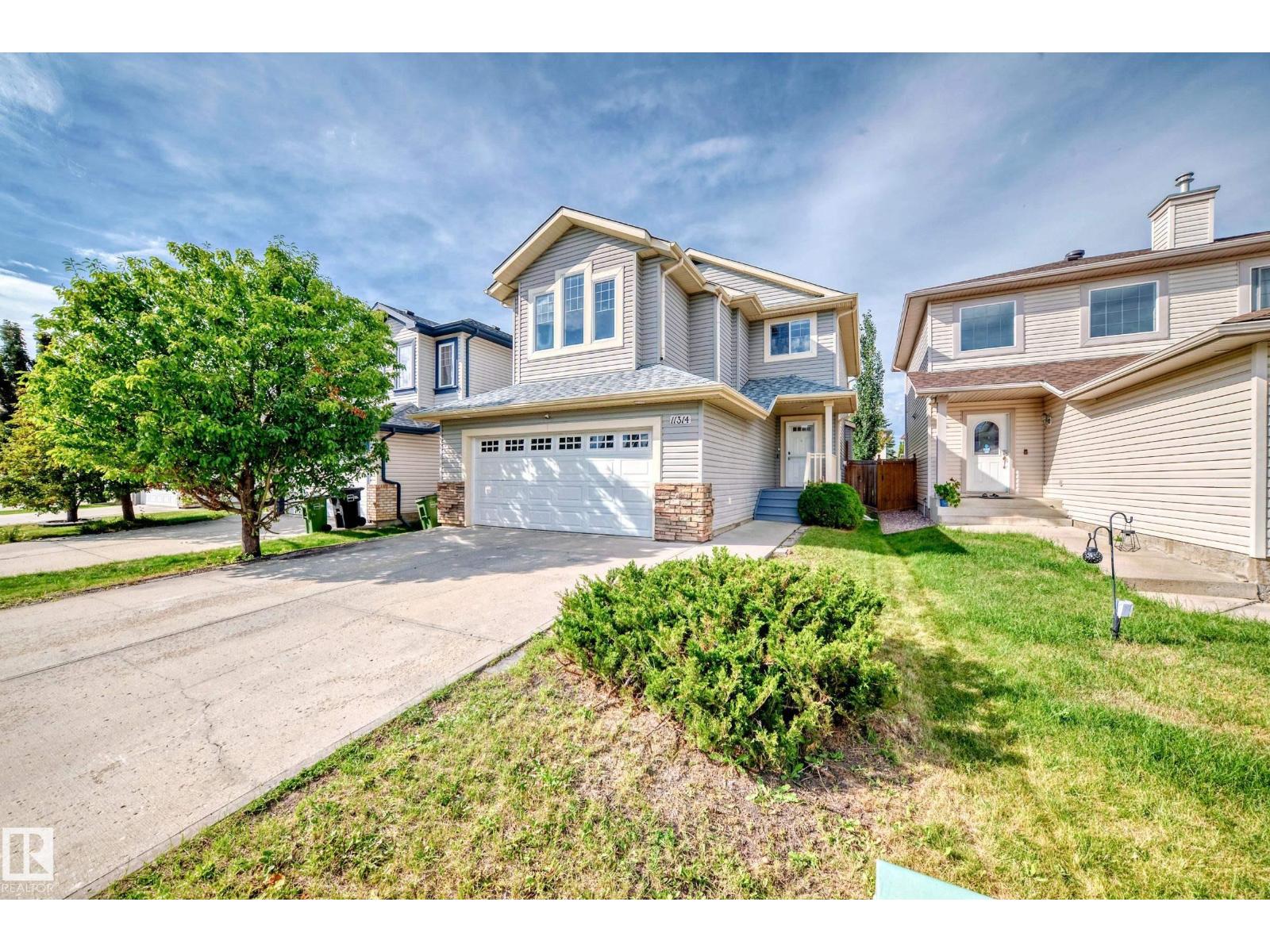 Photo 2 of 11314 167 A Av Nw, Edmonton AB