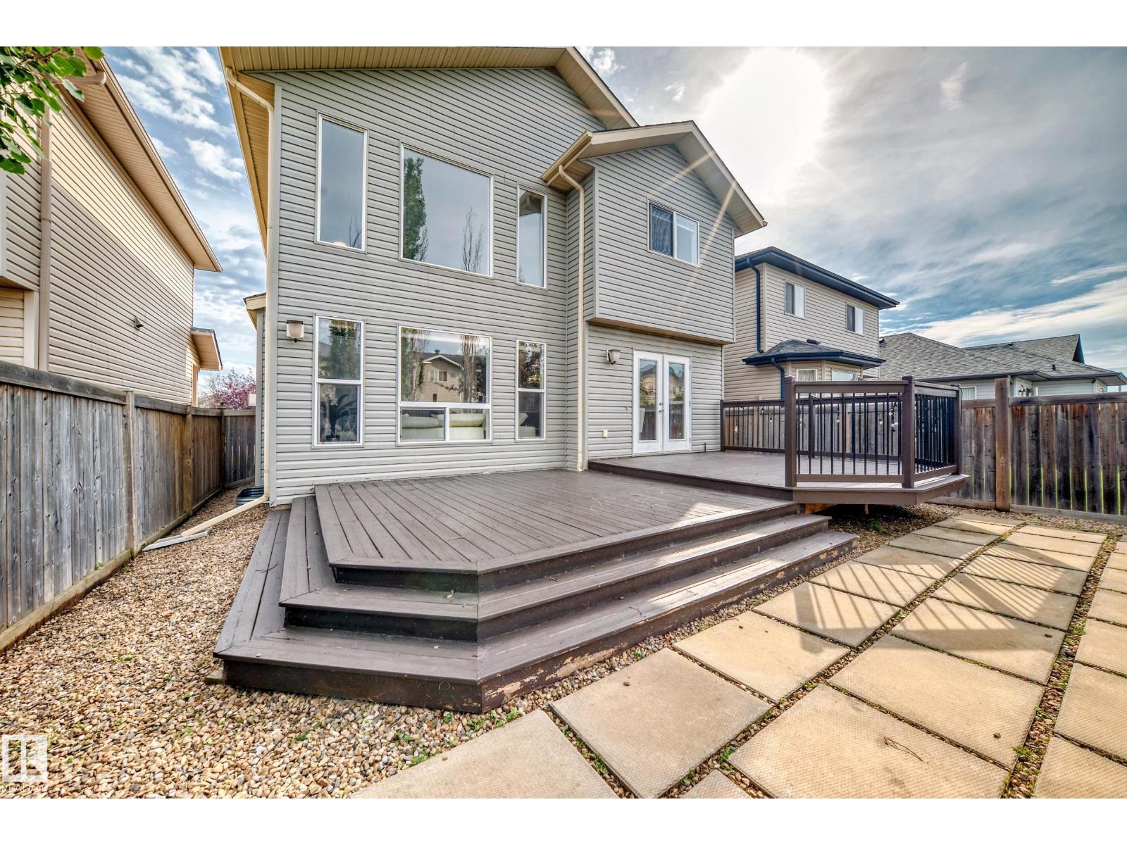 Photo 33 of 11314 167 A Av Nw, Edmonton AB