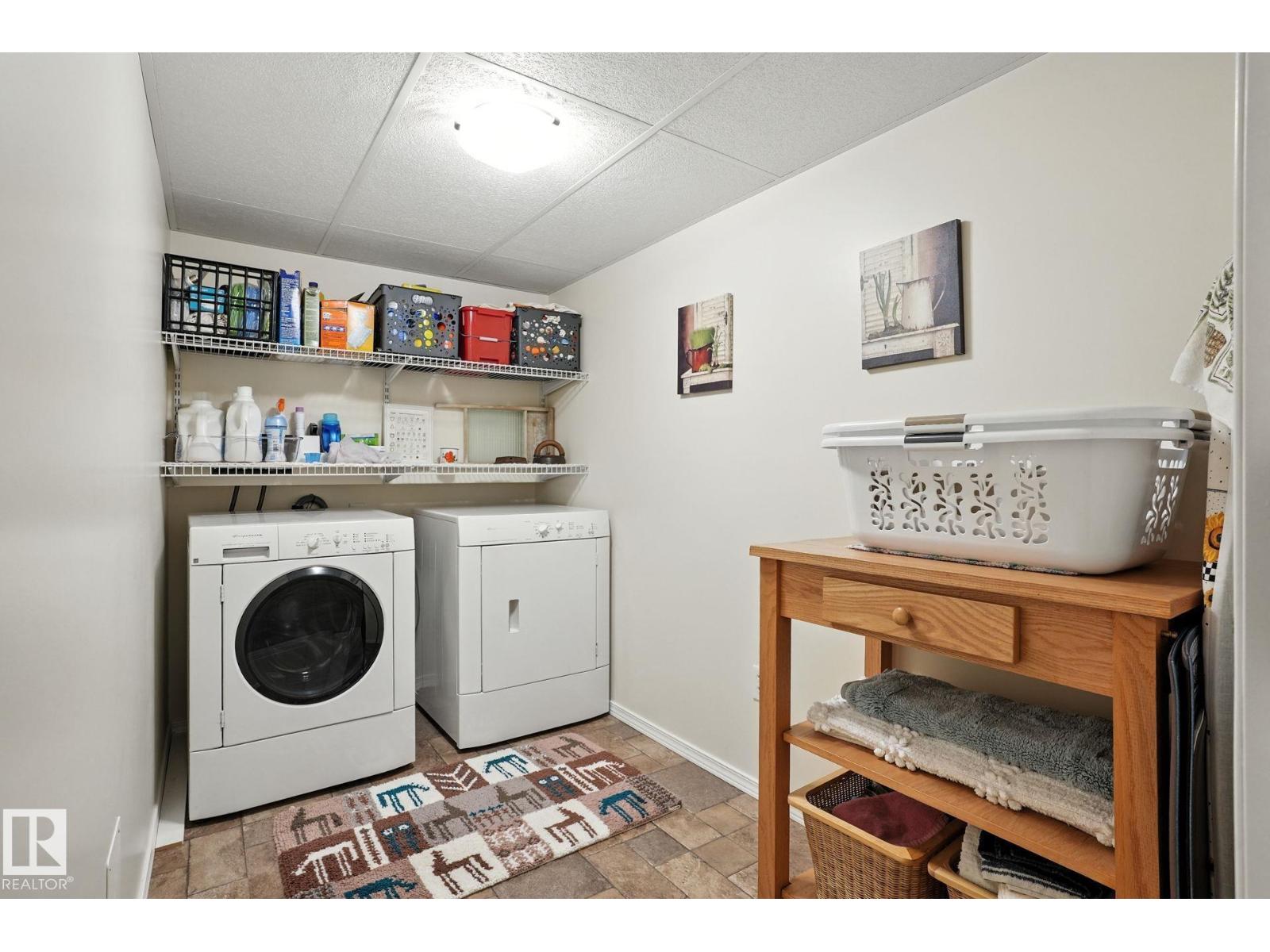 Photo 15 of 717 82 St Sw, Edmonton AB