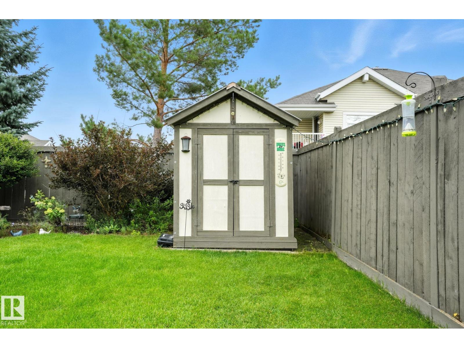 Photo 18 of 717 82 St Sw, Edmonton AB