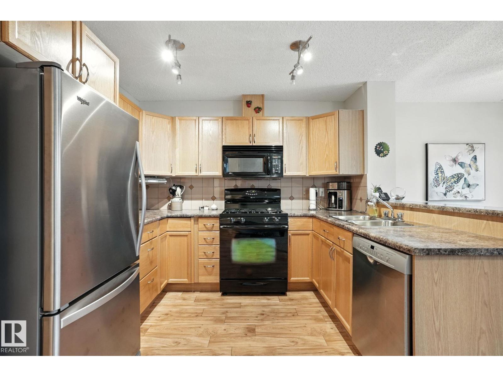 Photo 25 of 717 82 St Sw, Edmonton AB