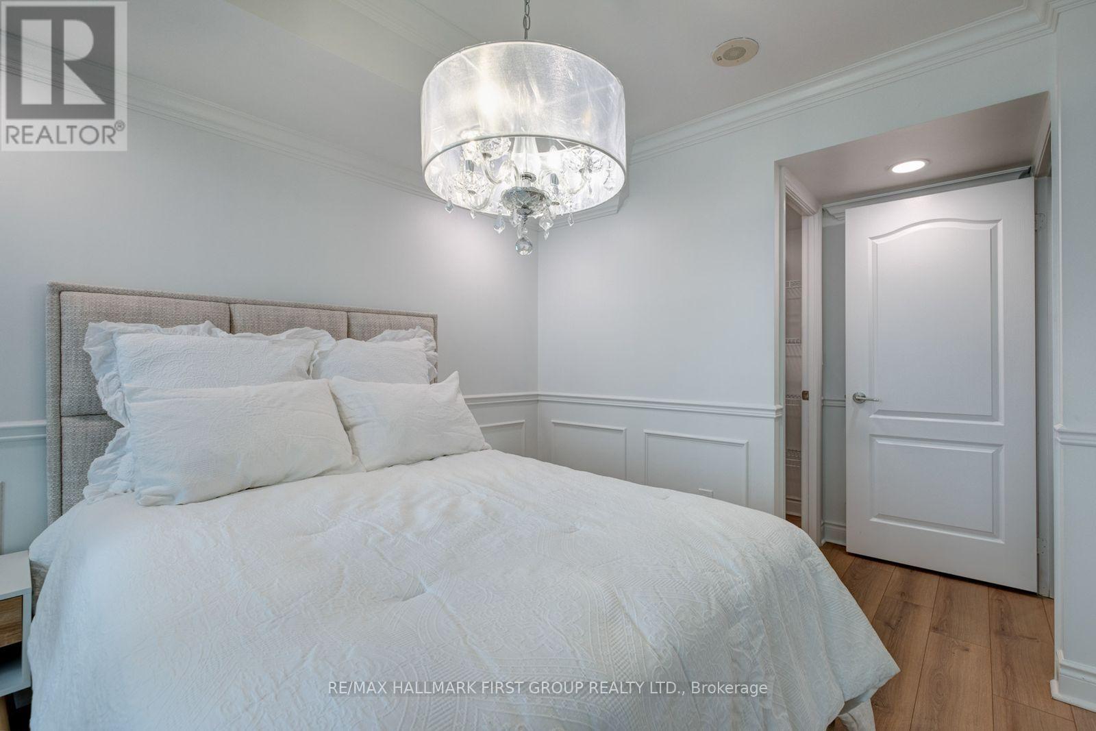 Photo 6 of 1008 60 Brian Harrison Way, Toronto ON