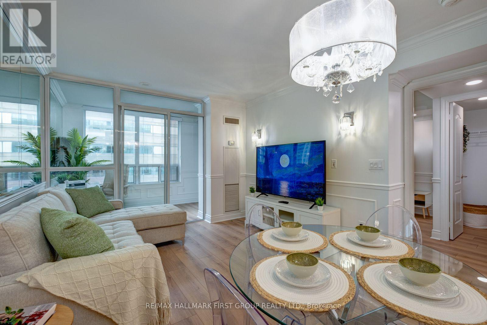 Photo 17 of 1008 60 Brian Harrison Way, Toronto ON