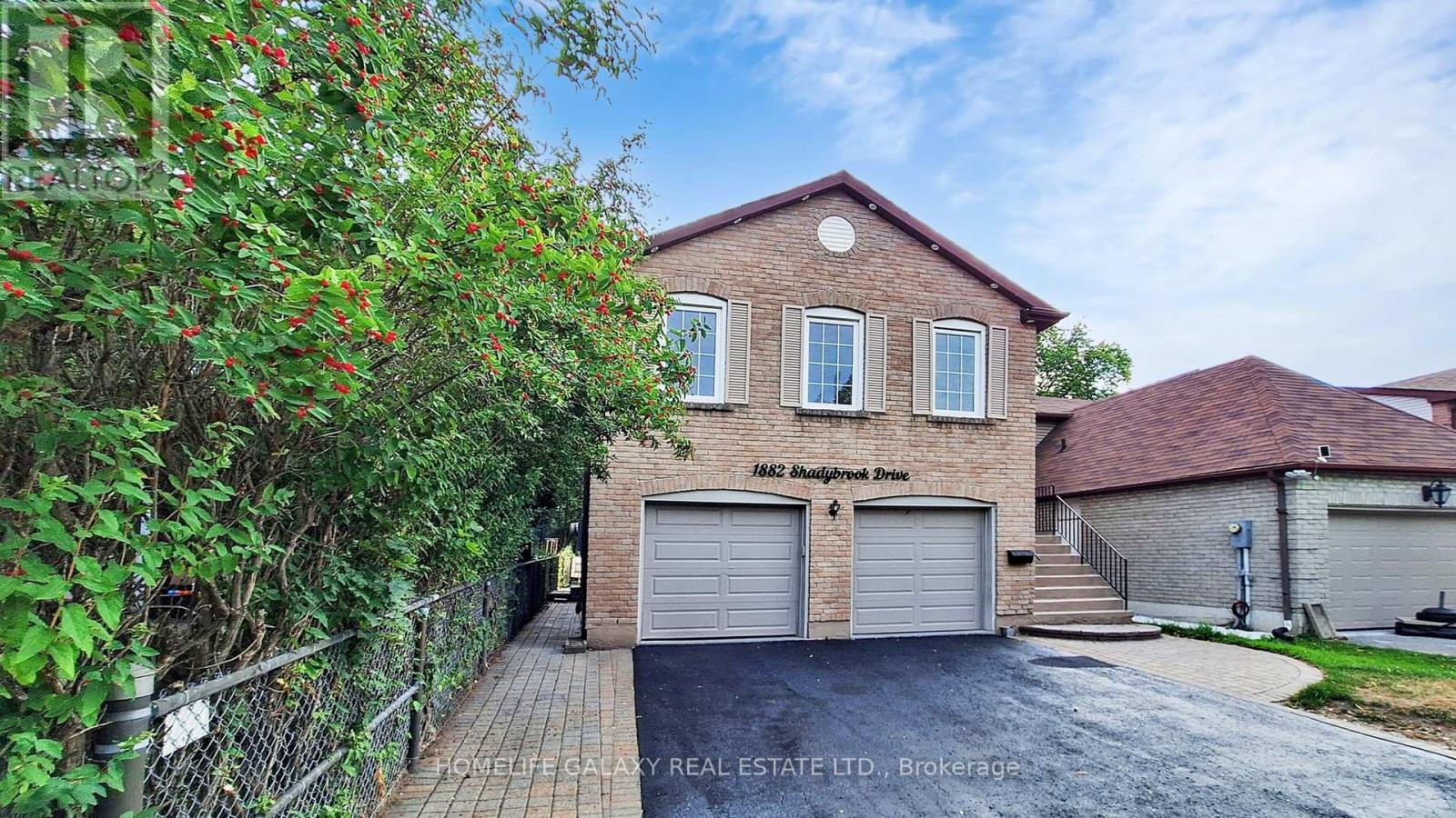 Photo 17 of 1882 Shadybrook Drive, Pickering ON