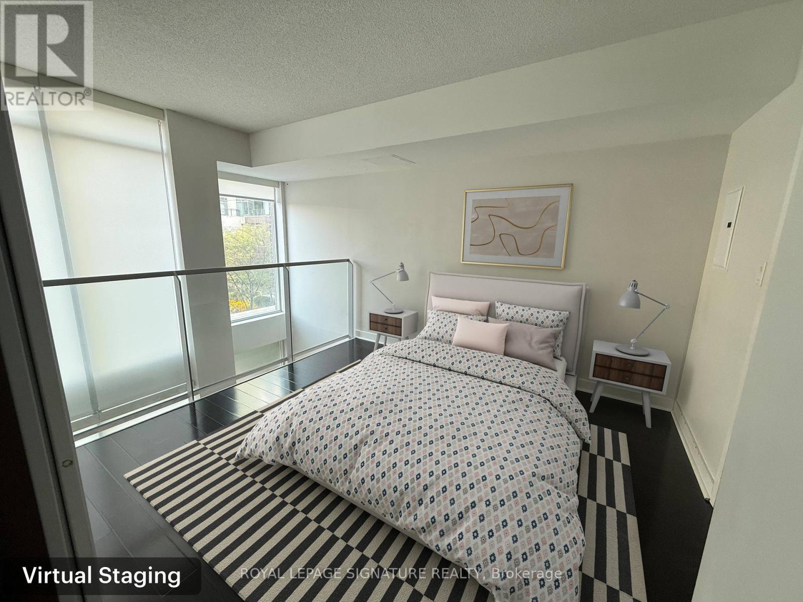 Photo 4 of 102 15 Brunel Court, Toronto ON