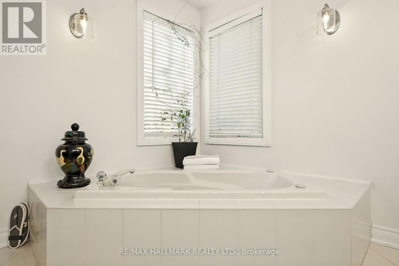 Photo 28 of 30 Pooles Road, Springwater ON