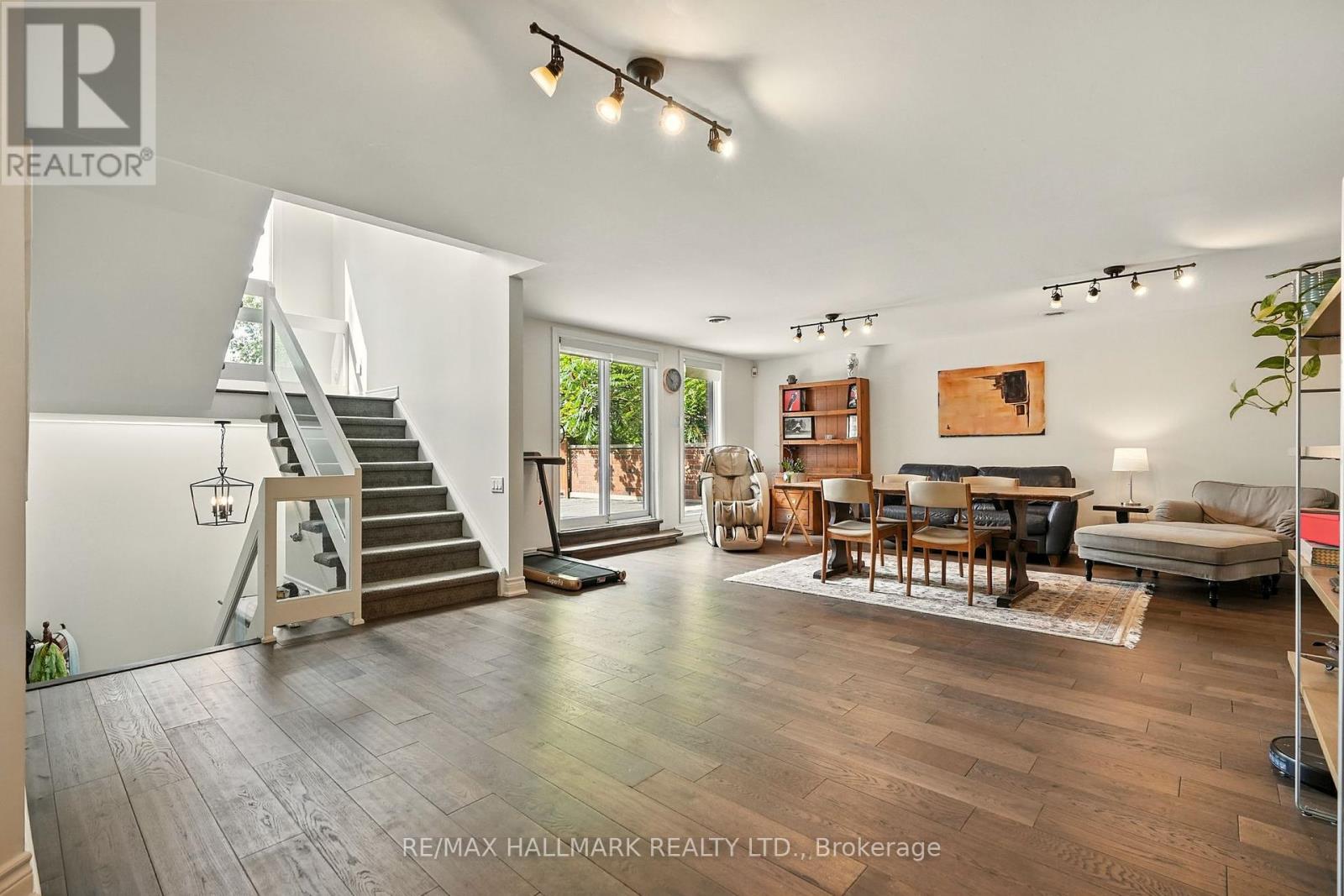 Photo 36 of 30 Pooles Road, Springwater ON