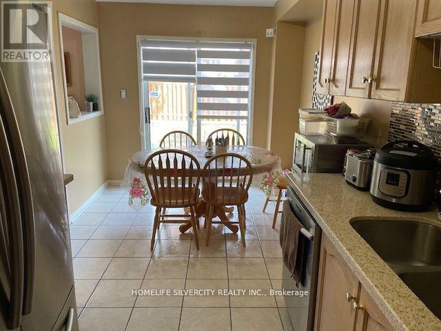 Photo 1 of 46 Clandfield Street, Markham ON