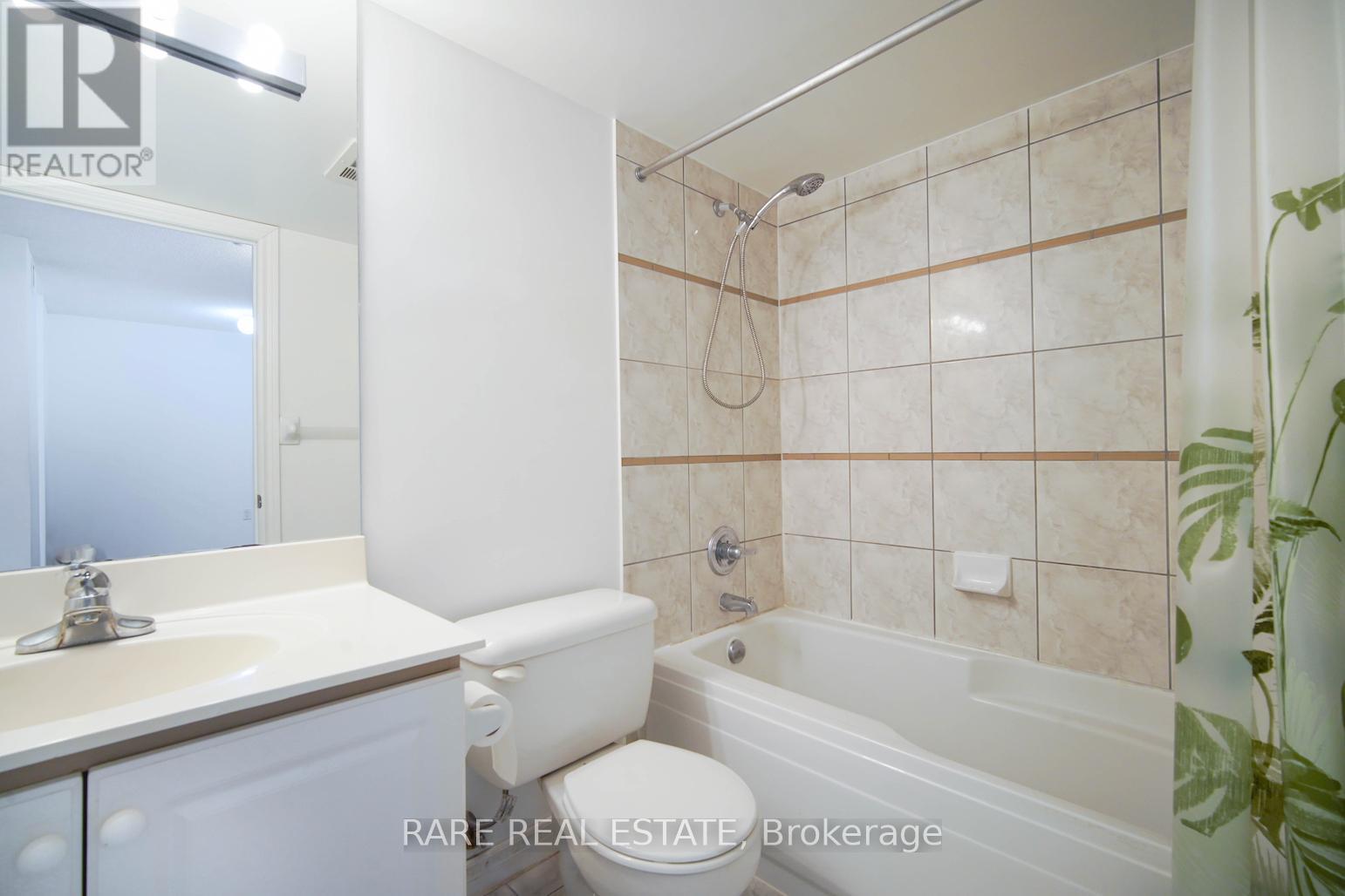 Photo 11 of 807 9015 Leslie Street, Richmond Hill ON