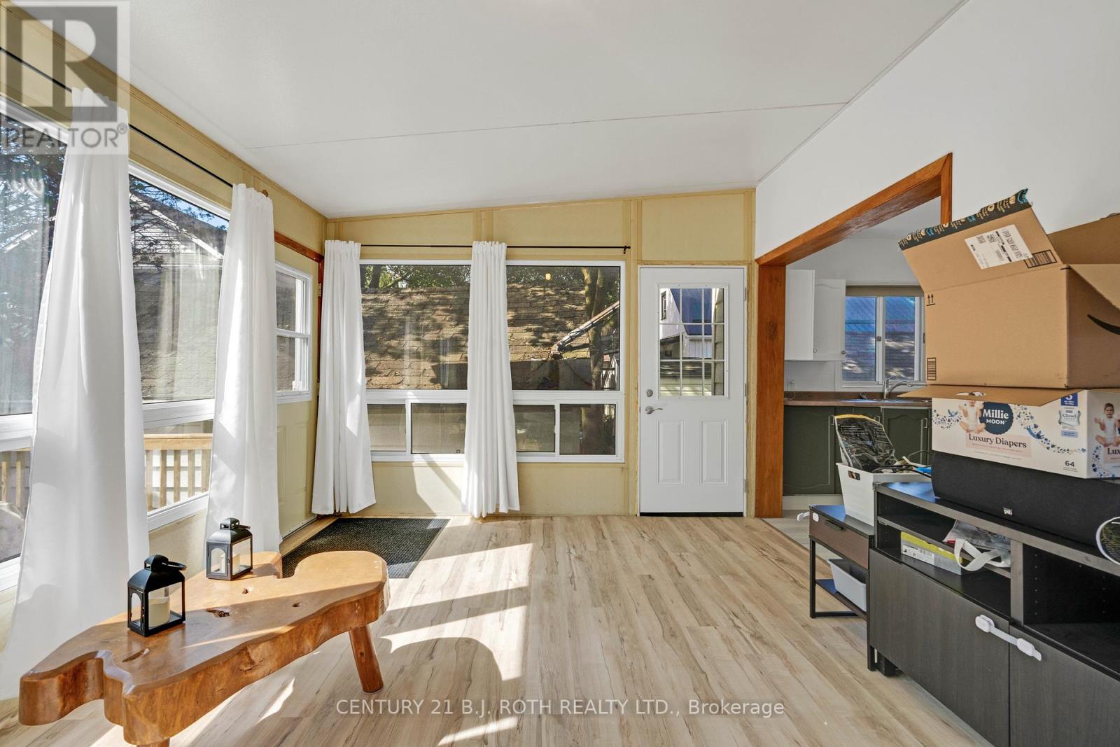 Photo 13 of 341 Nottawasaga Street, Orillia ON