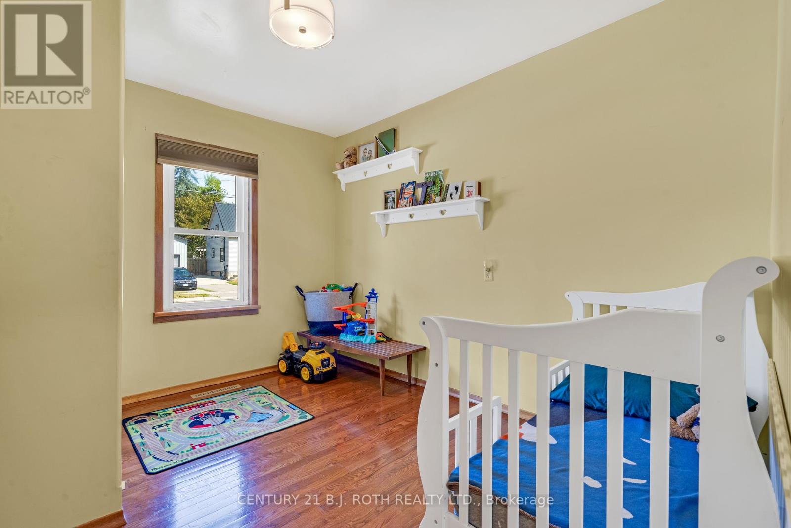 Photo 14 of 341 Nottawasaga Street, Orillia ON