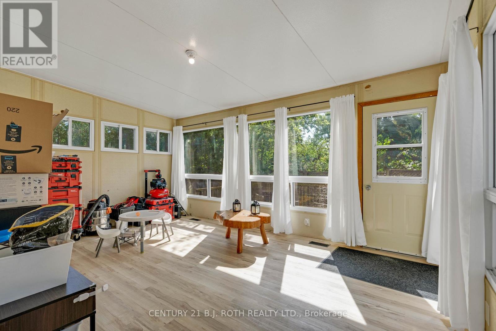 Photo 24 of 341 Nottawasaga Street, Orillia ON