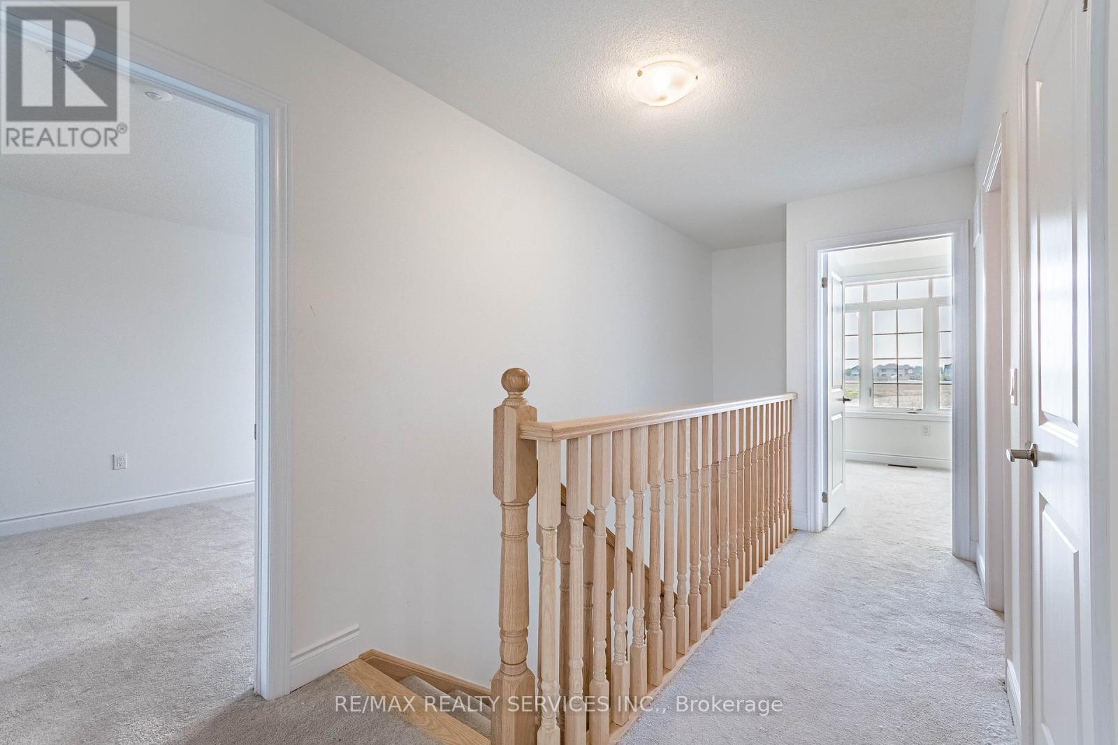 Photo 1 of 73 Central Square Boulevard, Wasaga Beach ON