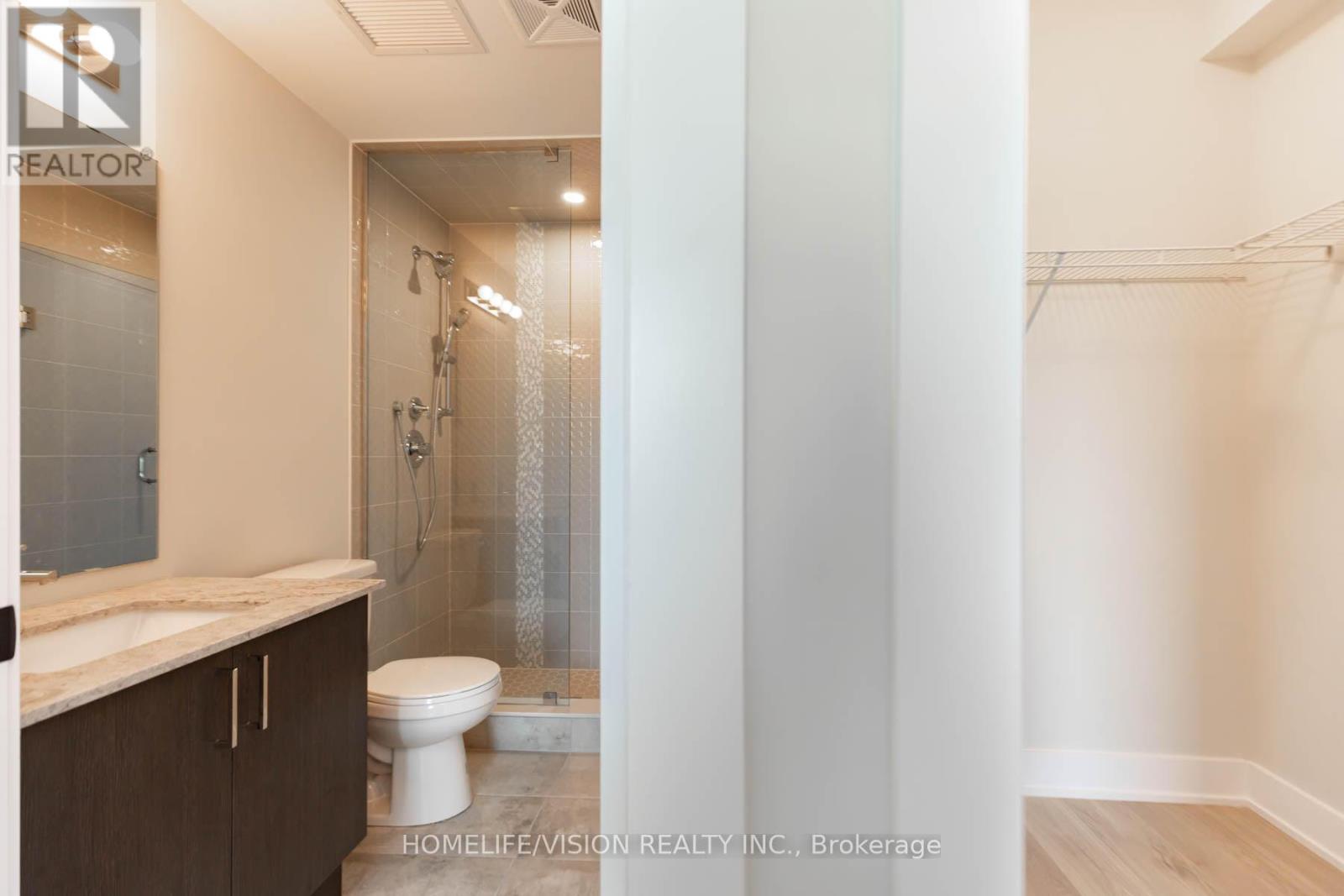 Photo 18 of 312 1 Chef Lane, Barrie ON