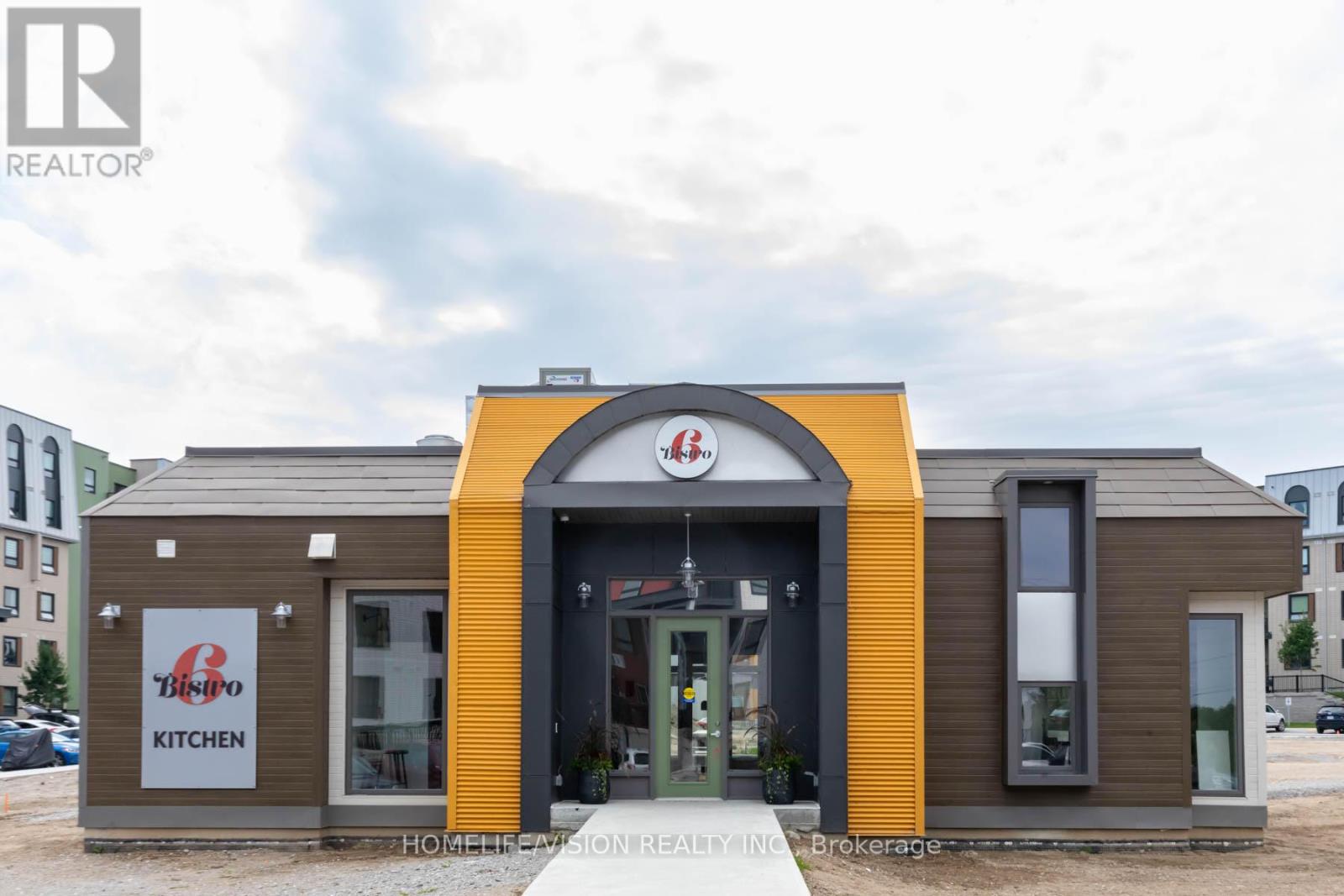 Photo 38 of 312 1 Chef Lane, Barrie ON