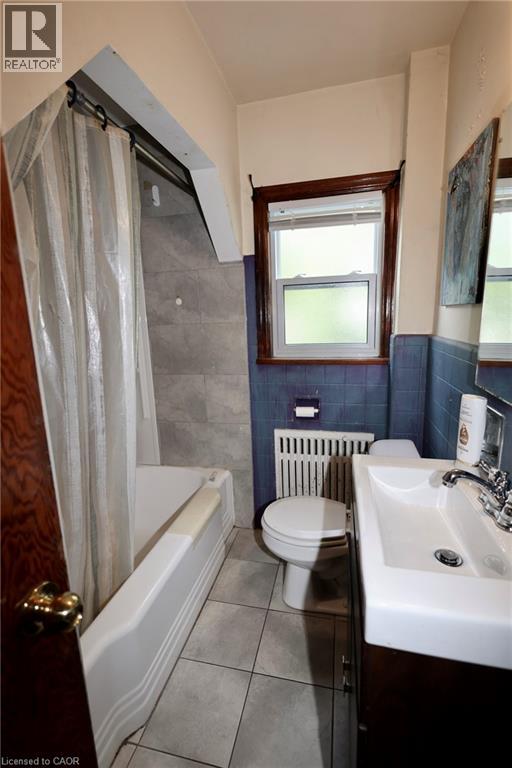 Photo 14 of 429 Erb Street W, Waterloo ON