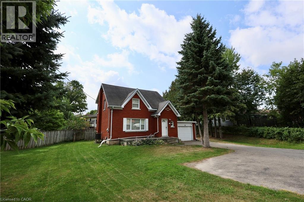 Photo 2 of 429 Erb Street W, Waterloo ON