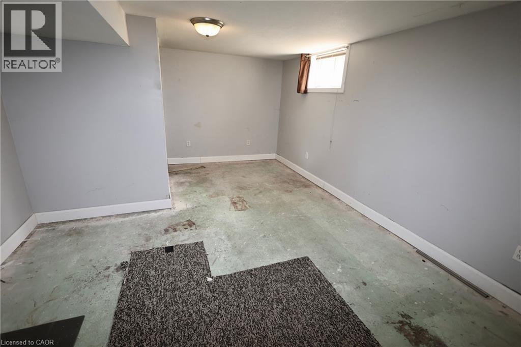 Photo 19 of 429 Erb Street W, Waterloo ON