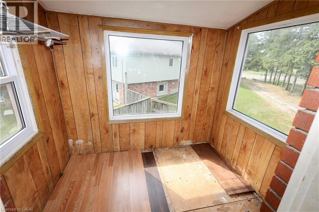 Photo 12 of 429 Erb Street W, Waterloo ON