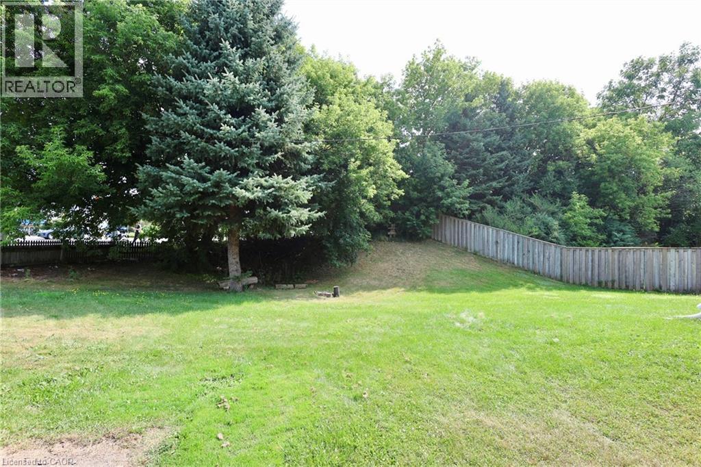Photo 26 of 429 Erb Street W, Waterloo ON