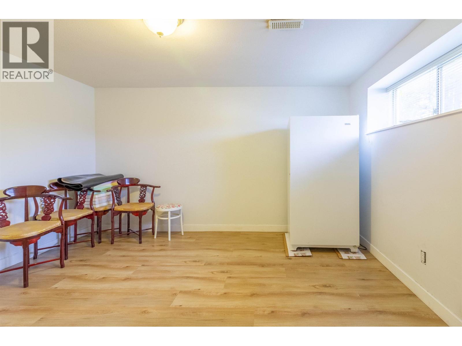 Photo 22 of 4810 Fairlawn Drive, Burnaby BC