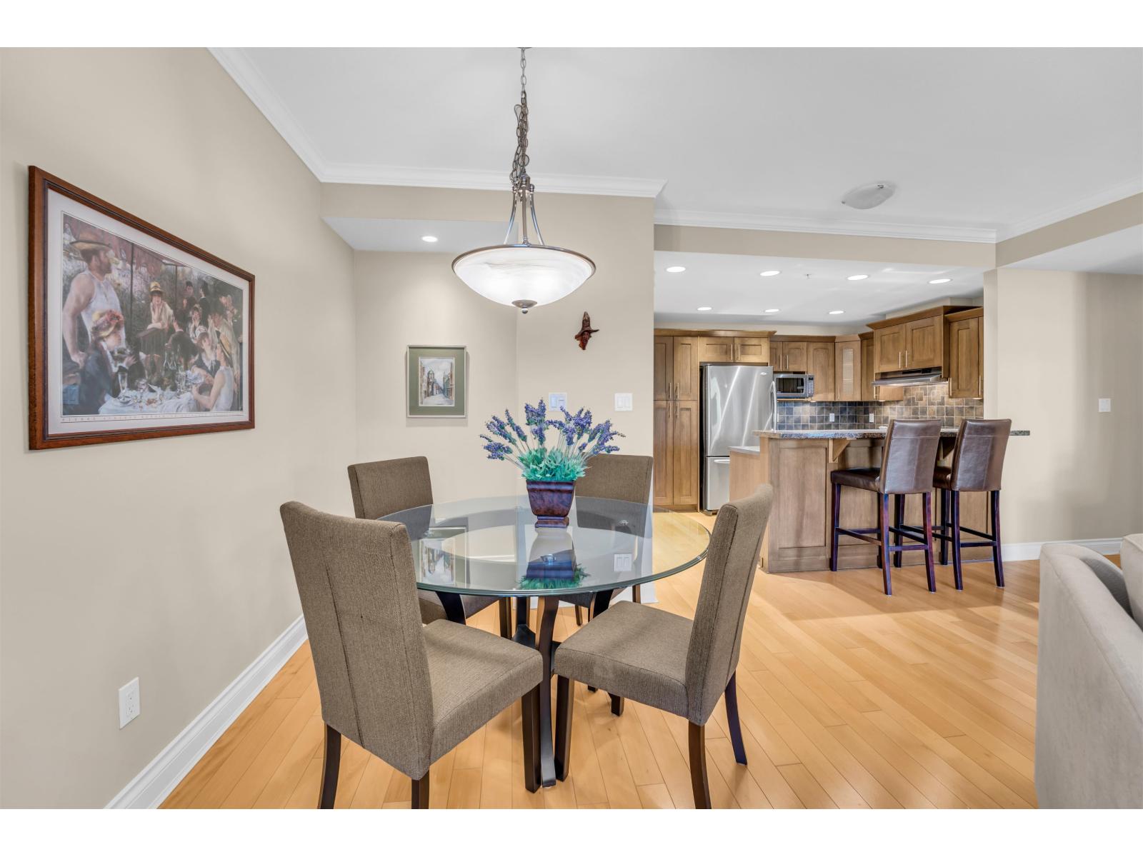 Photo 13 of 203 1787 154th Street, Surrey BC