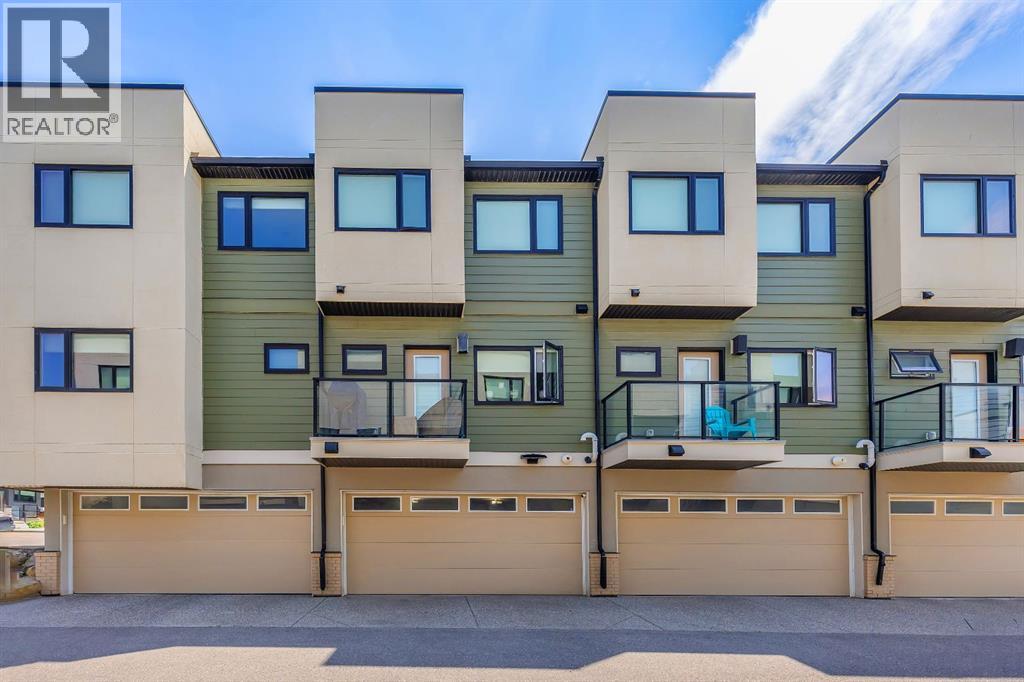 Single Family House for Sale in   Sherwood Square NW Sherwood Calgary 