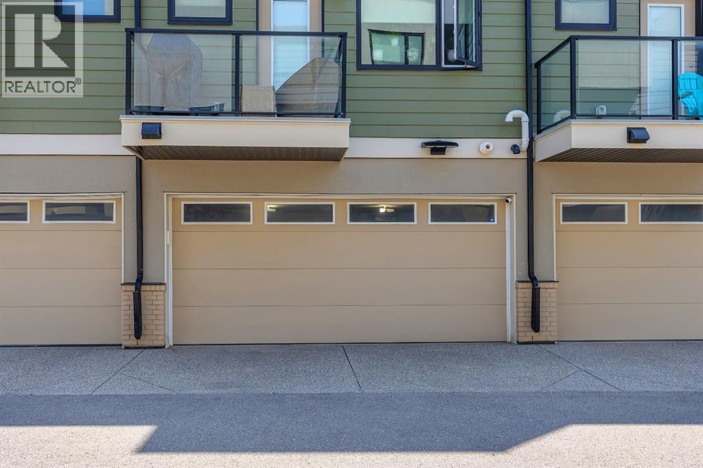 Single Family House for Sale in   Sherwood Square NW Sherwood Calgary 